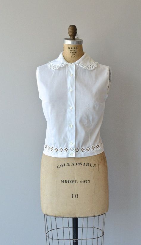 50s Blouse, Cotton Sleeveless Blouse, Vintage Fashion Outfits, 1950s Blouse, Vintage Wedding Colors, White Shirt Blouse, 20th Century Fashion, Fashion 1950s, Retro Mode