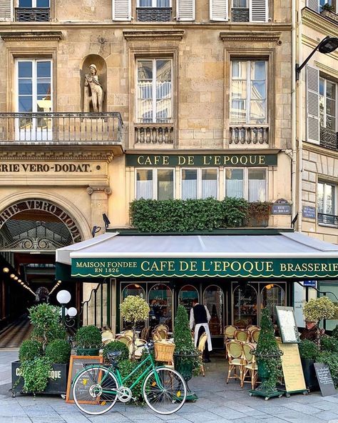 Paris Dream, France Aesthetic, Paris Vibes, Parisian Cafe, Parisian Life, Paris Pictures, Paris Aesthetic, Paris Cafe, Living In Paris