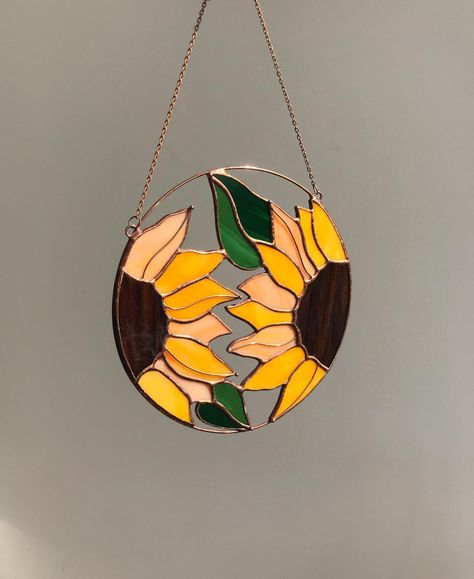 Mosaic Suncatchers, Stained Glass Sunflower, Stained Glass Home, Easter Green, Glass Sunflower, Flower Suncatcher, L'art Du Vitrail, Glass Painting Patterns, Stained Glass Patterns Free