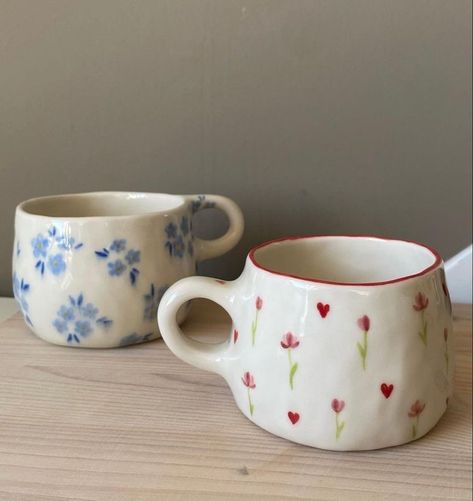 Mug Painting, Ceramic Cafe, Diy Pottery Painting, Color Me Mine, Tanah Liat, Pottery Painting Designs, Keramik Design, Cerámica Ideas, Pottery Inspo