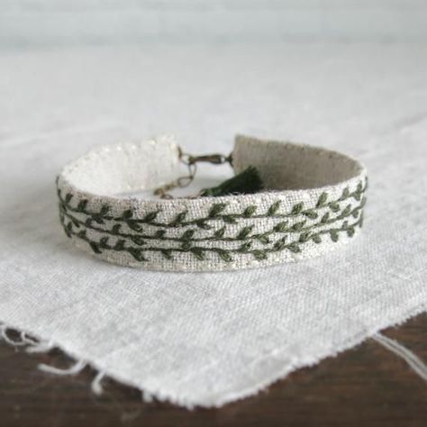 Embroidered Bracelet, Green Vines, Plant Lover Gift, Textile Jewelry, Bracelet Boho, Embroidery Inspiration, Nature Bracelets, Fabric Jewelry, Diy Embroidery