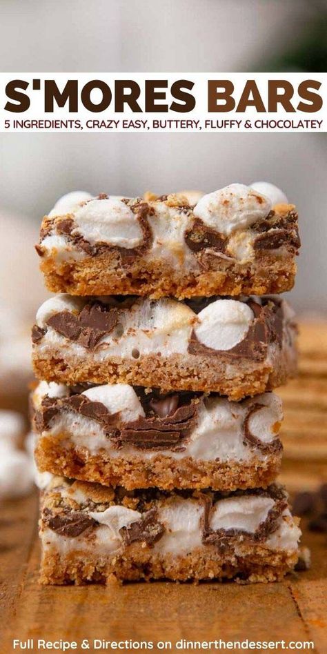 Easy S’mores Cookie Bars, Baked Goods For A Crowd, Smores Squares, Smores Dessert Bar, Star Desserts, Smores Bar Recipe, Baking Summer, Smores Bars, 5 Ingredient Desserts