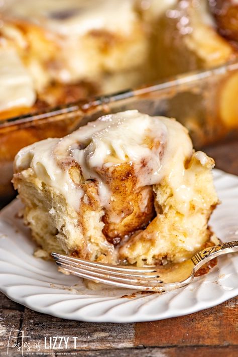 Gooey Cinnamon Buns, Best Homemade Cinnamon Rolls, Cinnabon Recipe, Best Cinnamon Roll Recipe, Cinnabon Rolls, Homemade Yeast Rolls, Homemade Yeast, Cinnabon Cinnamon Rolls, Cinnamon Roll Recipe Homemade