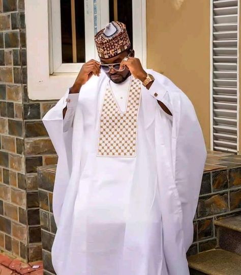 African Men Fashion Wedding, White Agbada Designs For Men, White Agbada Styles Men, Agbada Styles Men Wedding, White Agbada Designs, Men Groom Suit, Men Agbada Styles, Agbada Styles Men, Agbada Designs For Men