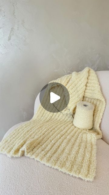 WOOLUNATICS 🧶 yarn-knitting-weaving-crochet on Instagram: "Angora Boucle, 150m/100 gr
Project: Scarf “Seratonine”
Rare and unique yarn, available in 5 shades

Needle’s suggestion: 4,5 mm for scarf, 3,5-4 mm for sweaters, 3 mm for hat or mittens

Visit www.woolunatics.nl for more details" Weaving Crochet, Unique Yarn, Boucle Yarn, Yarn Knitting, 5 S, Knitting Yarn, Weaving, Yarn, Shades