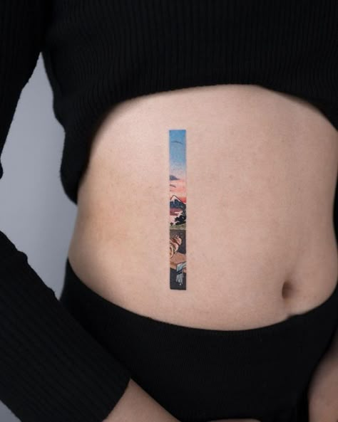 Vertical Tattoo, Small Colorful Tattoos, Korean Tattoo Artist, Unusual Tattoo, Sunset Tattoos, Framed Tattoo, Korean Tattoos, Tattoo Techniques, Ear Tattoos