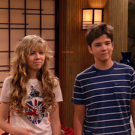 Seddie Icarly, Sam Pocket, Sam And Freddie, Icarly Cast, Icarly Victorious, Sam Puckett, Old Disney Channel Shows, Freddie Benson, Icarly And Victorious