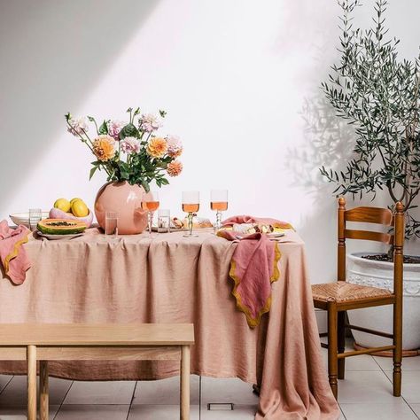 Dining Table Photography, Amalfi Aesthetic, Apartment Bed, Sydney Apartment, Bed Threads, Linen Tableware, Mid Century Modern Table, Decor Studio, Table Styling