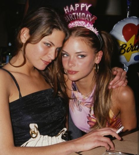 Frankie Rayder, Jamie King, Jaime King, Original Supermodels, 90s Models, Party Girl, Teenage Dream, Rich Girl