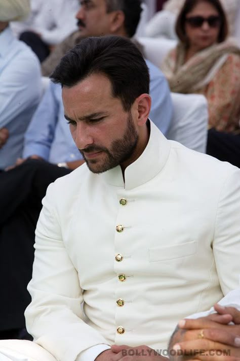 Saif Ali Khan Wedding Dresses Men, Mens Indian Wear, Wedding Kurta For Men, Groom Dress Men, Wedding Dresses Men Indian, Indian Groom Wear, Sherwani For Men Wedding, Gents Kurta Design, Mens Sherwani