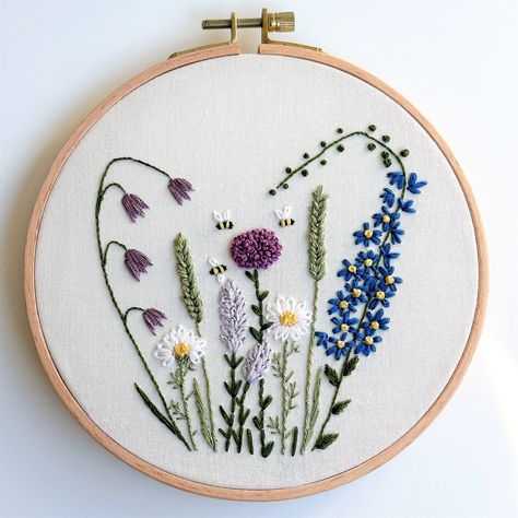 embroidery patterns Embroidery Garden Designs, Wild Flowers Embroidery, Garden Embroidery Designs, Embroidery Pattern Flowers, Grass Embroidery, Embroidery Wildflowers, Meadow Embroidery, Herb Embroidery, Wildflower Embroidery