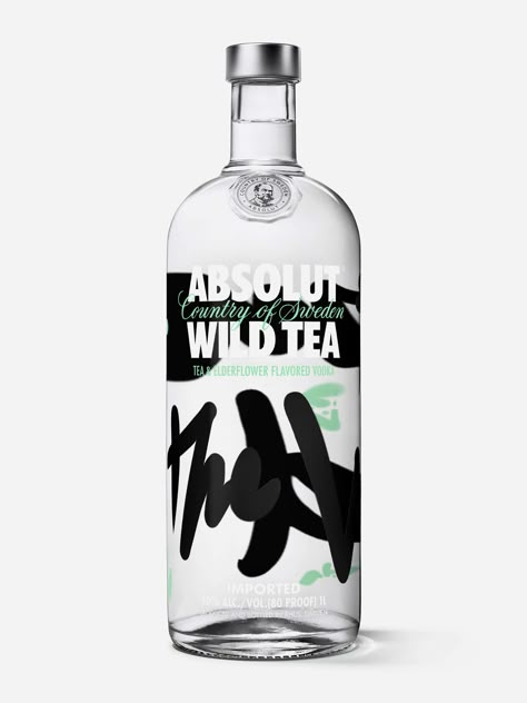 Vodka Flavors, Champagne Brands, Art Bottle, Vodka Brands, Bottle Design Packaging, Mansion House, N Design, Absolut Vodka, Alcohol Bottles