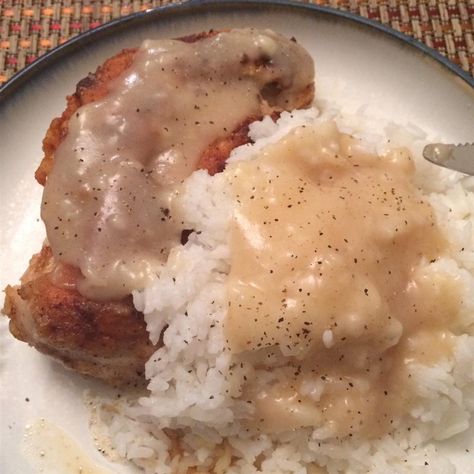 Confort Food Ideas, Chicken Rice And Gravy, Birthday Meals, Stuffing Gravy, Rice And Gravy, Louisiana Cooking, Chicken Over Rice, Venison Steak, Chicken With Rice