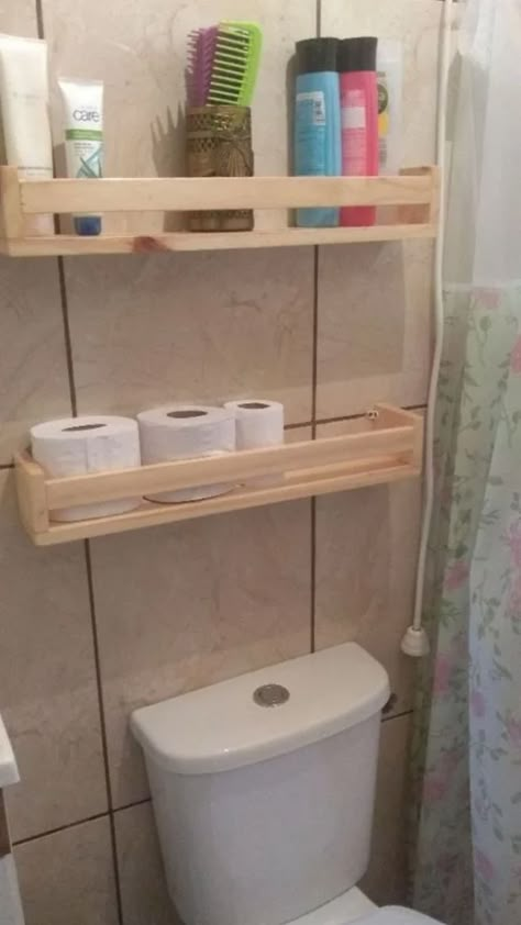 Small Bathroom Storage Solutions Space, Space Saving Closet Ideas, Diy Space Saving Ideas, Space Saving Desk Ideas, Shelves Small Bathroom, Space Saving Storage Ideas, Ideas For Small Houses, Space Saving Closet, Diy Storage Hacks