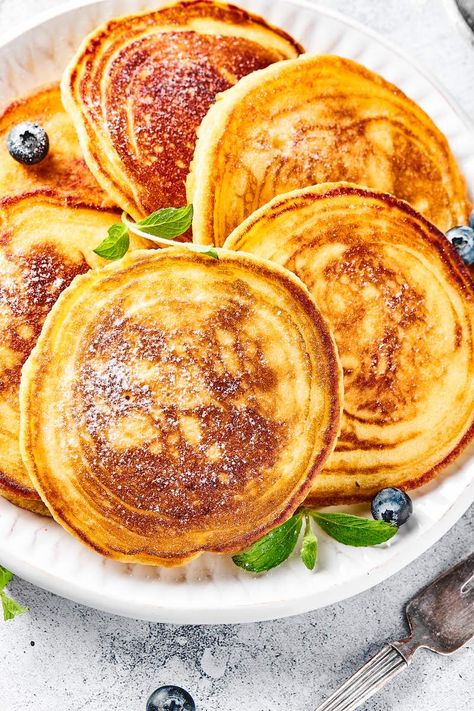 Pancake Recipe Without Eggs, Eggless Pancake Recipe, Eggless Pancakes, Egg Free Pancakes, Tzatziki Dip, Fluffy Pancake Recipe, Almond Flour Pancakes, Pancake Calories, Pancakes From Scratch