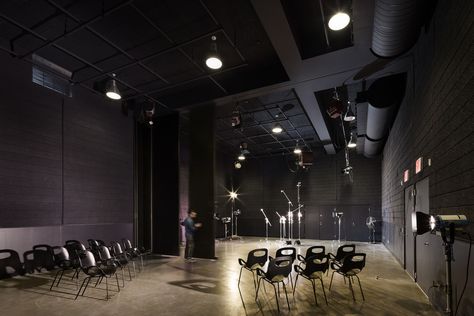 Gallery - Pratt Institute's New Film/Video Department Building / Wasa/Studio A - 9 Interior Design Institute, Best Home Interior Design, Decoration For Ganpati, Pratt Institute, Design Institute, Film Academy, Cinema Theatre, Best Architects, Film Video