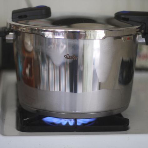 How To Cook Beans in a Stovetop Pressure Cooker | Kitchn Pressure Cooker Beans, Stovetop Pressure Cooker, Using A Pressure Cooker, How To Cook Beans, Electric Pressure Cooker, Food History, Cooking Lessons, Instant Pot Pressure Cooker, Favorite Kitchen