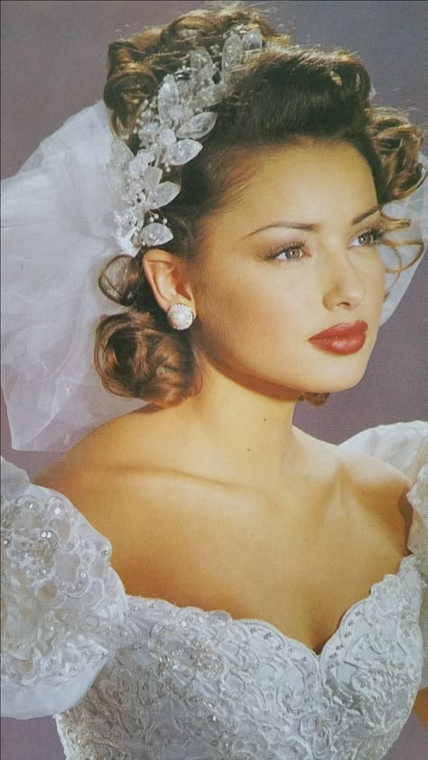 90s Wedding Dress, Vintage Bridal Accessories, 90s Wedding, Stunning Makeup Looks, Flower Headpiece Wedding, Stunning Makeup, Flower Headpiece, Dream Wedding Ideas Dresses, Lesbian Wedding