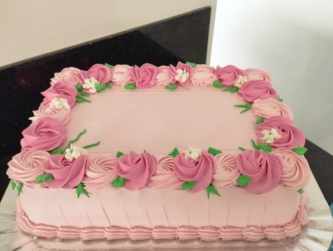 Pink Square Cake Birthday, Flat Rectangle Cake Designs, Pink And White Sheet Cake, Pink Flower Sheet Cake, Easy Birthday Cake For Women, Cute Sheet Cake Designs, Rectangle Birthday Cake Ideas For Women, Birthday Cake Ideas Square, Pink Rectangle Cake