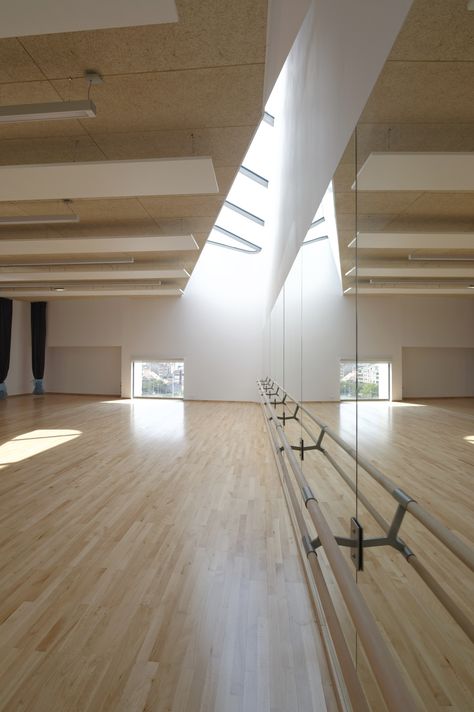 Ballet Room, Dance Studio Design, Home Dance Studio, Barre Studio, Yoga Studio Design, Ballet Studio, Dance Rooms, Home Dance, Studios Architecture