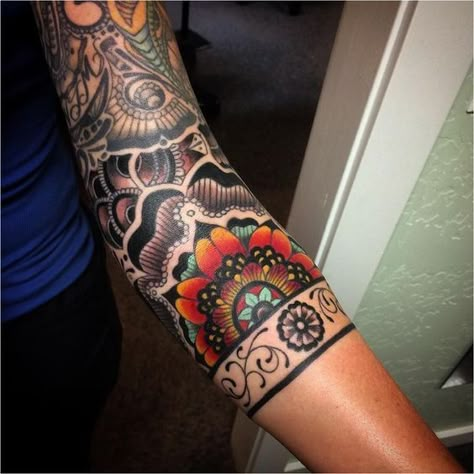 Paisley Tattoo Sleeve, Paisley Tattoo Design, Paisley Tattoos, Paisley Tattoo, Tattoo Trend, Meaningful Tattoos For Women, Inspiration Tattoos, Mandala Tattoo Design, Temporary Tattoo Designs