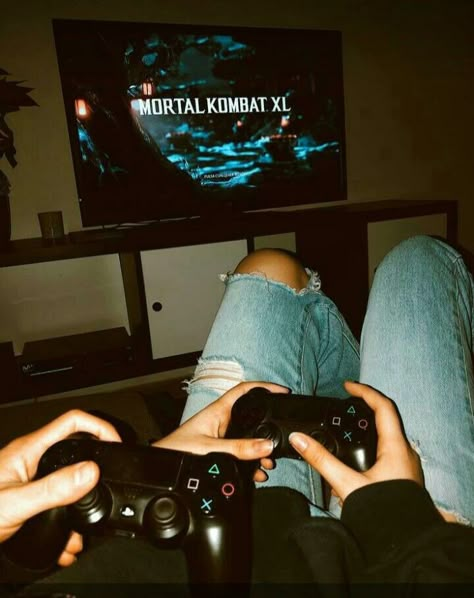 Gamers Couple Goals, Gamer Couple Aesthetic, Couples Gaming Room, Alphabet Date Ideas, Gaming Boyfriend, Couples Gaming, Game Date Night, Gamer Bf, Game Date