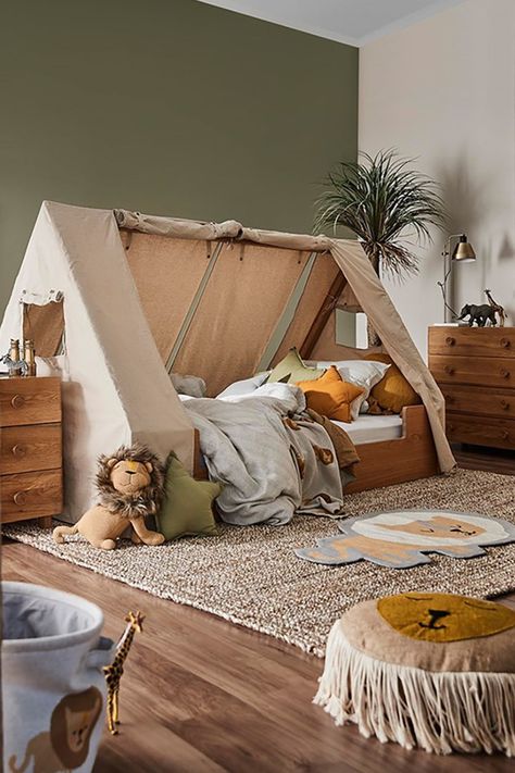 Spark a love of travel and nature with wild animal details – and even inspire imagination and play with a safari-themed bed.  The earthy tones in this room are classy but no less fun for young, enquiring minds, and a plant in the corner not only brings an element of nature into your child's space, but also helps improve air quality. #girlsbedroom #girlsbedroomideas #homedecor #bedroomdecorate #safaritimebedroom Hideout Bed, Safari Bedroom, Cool Bedrooms For Boys, Safari Room, Design Ložnic, Tent Bed, Freedom Furniture, Tee Pee, Jungle Room