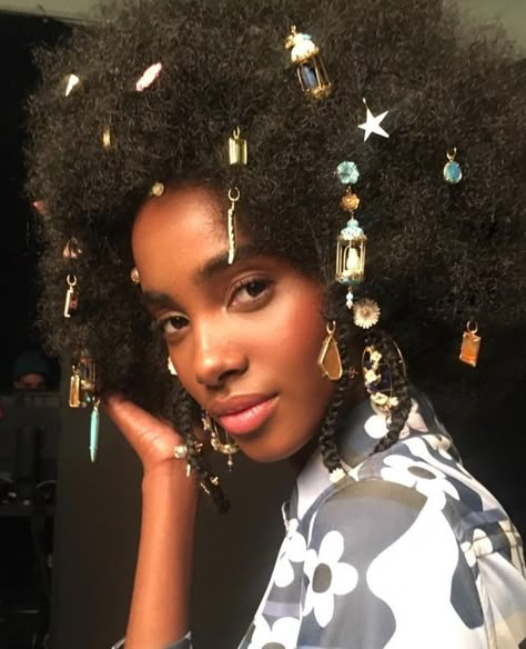 The hair accessories your afro hair needs | Star Afro Hair, Sunken Treasure, Pelo Afro, Afro Punk, Afro Hair, Hair Reference, Grunge Hair, Afro Hairstyles, Brown Skin