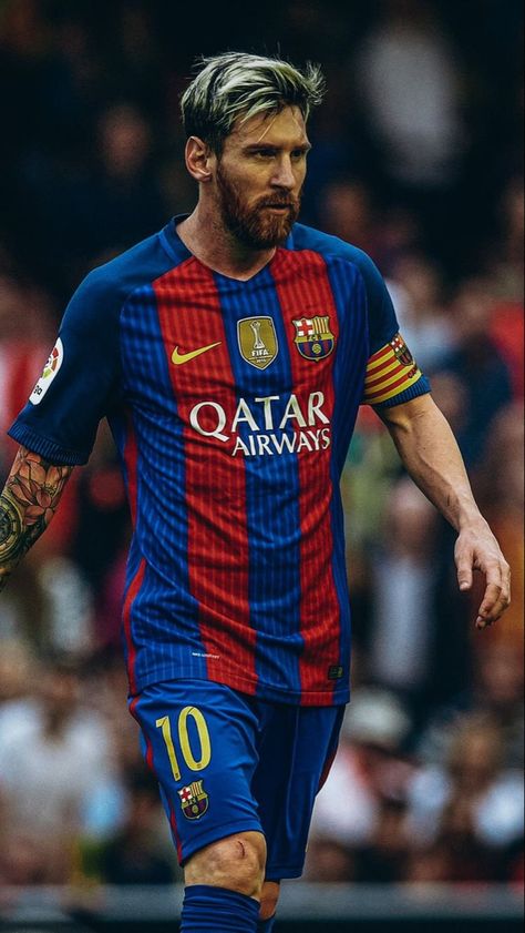 Messi 8k Wallpaper, Extra Crispy Chicken, Goat Of Football, Messi The Goat, Messi Pictures, Fifa Qatar, Fc Barcelona Wallpapers, Lionel Messi Barcelona, Messi Barcelona