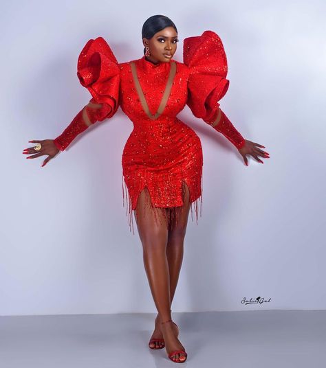 Short Dinner Gowns, Short Dinner Gowns Classy, Dinner Gowns Classy, Short Gown Styles, Dinner Gowns, Short Red Prom Dresses, Engagement Gowns, Stylish Naija, Midi Gowns