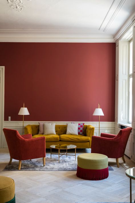 Eating Room Red Eating Room Red, Farrow Bal, Eating Room, Red Dining Room, Red Damask, Paint Tools, Painting Carpet, Farrow And Ball Paint, Deco Originale