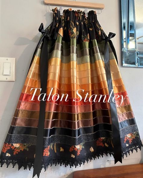 Red Ribbon Skirts Native American, Cherokee Ribbon Skirt, Native Ribbon Skirt Ideas, Womens Traditional Regalia, Ribbon Skirts Pattern, Ribbon Skirts Ideas, Ribbon Outfits, Ribbon Skirts Native American, Native Ribbon Skirts