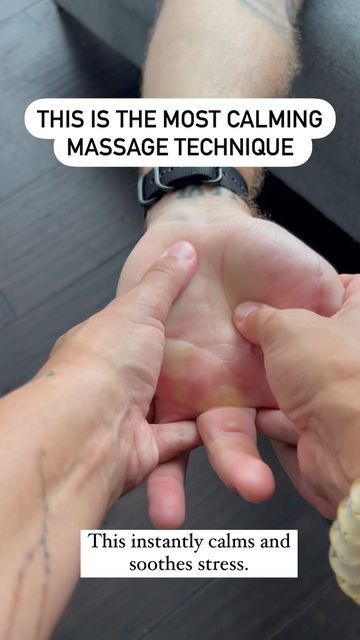 How To Massage Hands, Hand Massage Techniques, Hand Massages, Motivational Playlist, Relaxation Tools, Massage Hands, Song Workouts, Relaxing Massage Techniques, Playlist Workout