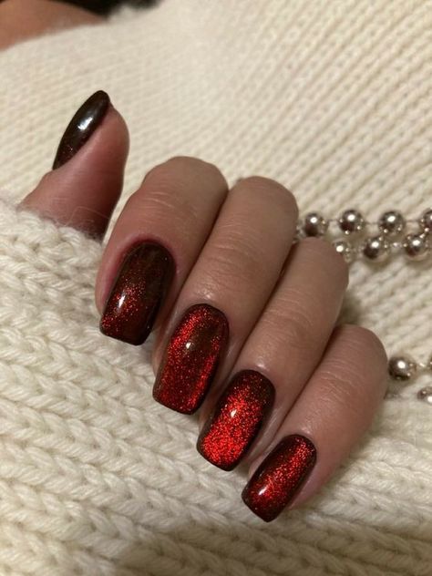 Red Irridescent Nails, Short Dark Red Nails With Glitter, Burgundy Velvet Nails, Dark Red Shiny Nails, Red Glitter Chrome Nails, Red Holo Nails, Velvet Nails Red, Gel Dip Nails Powder, Red Holographic Nails