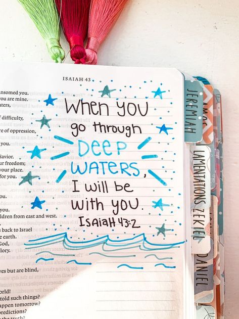 Christian Journal Drawings, Isaiah Journaling, Bible Drawings, Bible Highlighting, Bible Doodles, Journal Bible Quotes, Bible Journal Notebooks, Cute Bible Verses, Bible Journaling For Beginners