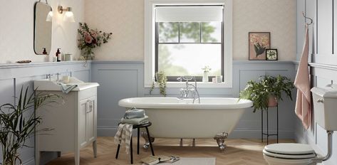 Bath Under Window, Cosy Bathroom, Heritage Bathroom, Traditional Baths, Bathroom Farmhouse Style, Roll Top Bath, Edwardian House, Freestanding Bath, Classic Bathroom