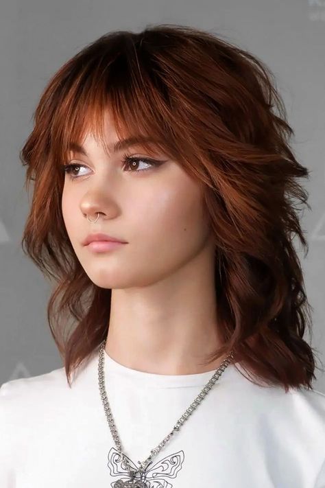 Ways You Can Rock Your Look With The Bottleneck Bangs ★ Choppy Bangs Haircut Inspo For Straight Hair, Shag Hairstyles Medium Length, Long Androgynous Haircut, Androgynous Hair Straight, Androgynous Hair Medium Length, Long Androgynous Hair, Haircut Ideas Straight Hair, Mullet Grunge, 90s Grunge Haircut