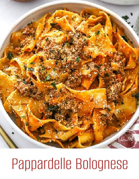 Pappardelle Bolognese (classic recipe!) Pappardelle Bolognese Recipe, Giada Bolognese Recipe, Italian Dishes Authentic, Pappardelle Bolognese, Parpadelle Recipes, Snacks Pantry, Pappardelle Recipe, Italian Christmas Dinner, Dinner For The Week