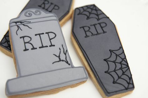 Coffin Cookies, Fall Decorated Cookies, Halloween Sugar Cookies Decorated, Rip Tombstone, Crown Cookies, Anniversary Cookies, Halloween Tombstones, Cookie Time, Creative Cookies