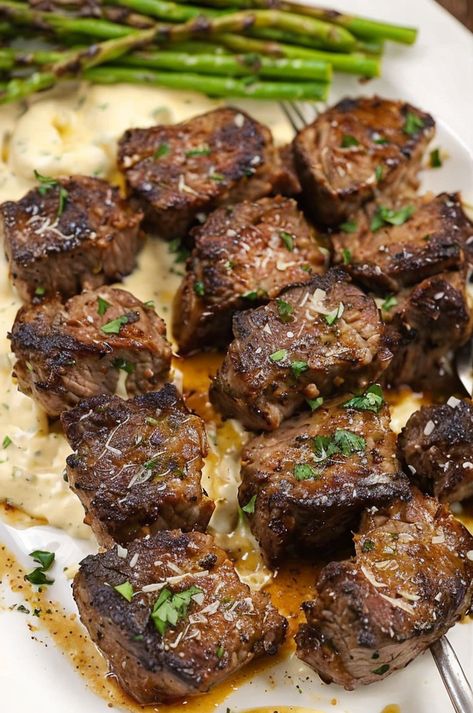 Succulent Garlic Butter Steak Bites with rich Parmesan Cream Sauce—your perfect quick and savory dinner fix! Ready in just 30 mins. #SteakBites #GarlicButter #ParmesanSauce #QuickDinner #EasyRecipes Italian Steak Sauce, Beef Angus Steak Recipes, Recipes For Dinner Aesthetic, Keto Recipes Steak, 5 Course Meals, Best Side With Steak, Filet Steak Bites, Think Steak Recipes, Beef Tenderloin Steak Recipes Oven