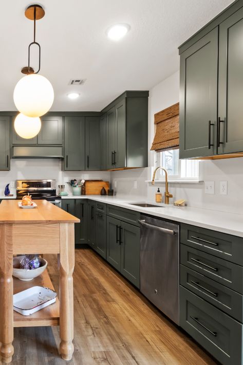 kitchen with bold green cabinets Sage Green Lower Kitchen Cabinets, Jade Kitchen Cabinets, Green Lower Kitchen Cabinets, Lake Cabin Ideas, Black Stainless Steel Kitchen, Mudroom Remodel, Help Is On The Way, Cabinetry Kitchen, Green Kitchen Cabinets