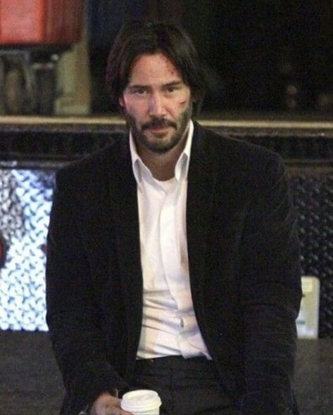 Keanu Reeves Life, Baba Jaga, Keanu Reeves John Wick, Hot Dads, Keanu Charles Reeves, The Boogeyman, Keanu Reeves, Pretty Men, Celebrity Crush