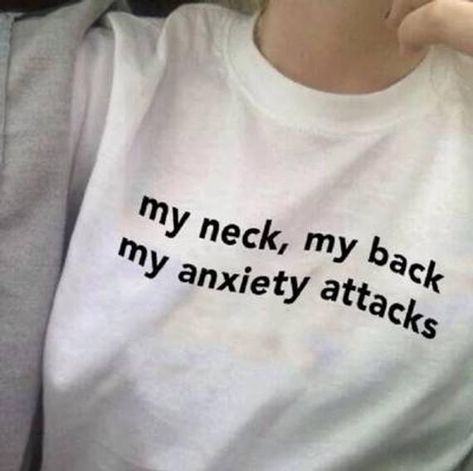 Valentino 2017, My Neck My Back, Aesthetic T Shirts, Aesthetic Shirts, Outfits Aesthetic, Cute Shirts, Shirt Ideas, Funny Shirts, My Aesthetic