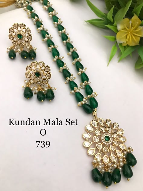 Diy Kundan Jewellery, Kundan Mala, Kundan Bridal Jewellery, Statement Jewelry Outfit, Mala Design, Silk Thread Earrings Designs, Kundan Studs, Beaded Wedding Jewelry, Handmade Bead Jewellery