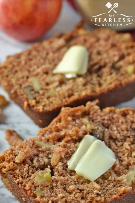 Apple Walnut Bread Recipe, Apple Walnut Bread, Quick Apple Dessert, Walnut Bread Recipe, Apple Bread Recipe, Bread Pudding With Apples, Apple Walnut, Walnut Bread, Apple Bread