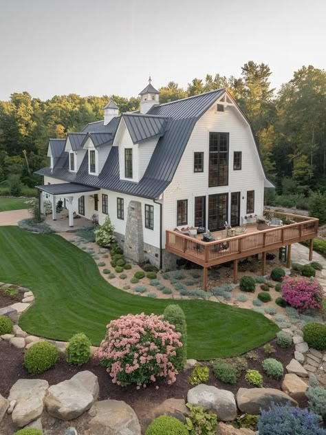 Farm Astethic, Bedroom 2024, Barn Style House Plans, Dream Farmhouse, Dream Life House, Future House Ideas, Countryside House, Dream House Ideas, Barn Style House