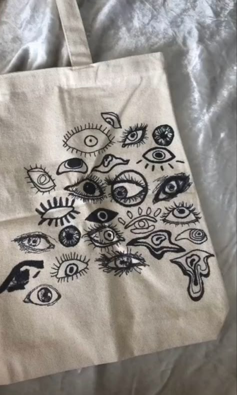 Diy Sy, Tote Bag Ideas, Diy Tote, Astuces Diy, Painted Tote, 자수 디자인, Painted Clothes, Easy Diy Art, Hippie Art