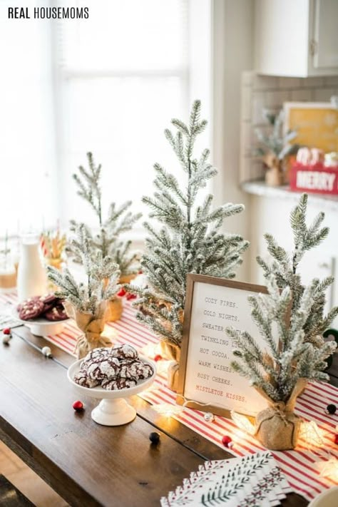 Christmas Cookie Wedding Display, Milk And Cookies Christmas Party, Company Holiday Party Table Decor, Christmas Cookie Display Table, Christmas Cookie Table Display, Dessert Table Ideas Christmas, Cookie Exchange Party Decorations, Holiday Dessert Table Display, Holiday Party Dessert Table