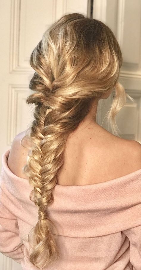 Fishtail Braid Formal, Messy French Braid Wedding, Formal Fishtail Braid, Fancy Braided Hairstyles Prom, Prom Hair Dos, Formal Braided Hairstyles, Hairstyle Inspo, Hair Stylies, Long Blonde