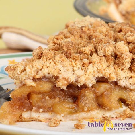 Pioneer Woman Apple Crumb Pie Dutch Apple Pie Recipe, Raisin Pie, Apple Crumb Pie, Crumb Pie, Apple Crumble Pie, Homemade Apple Pie Filling, Apple Streusel, Crumble Pie, Dutch Apple Pie